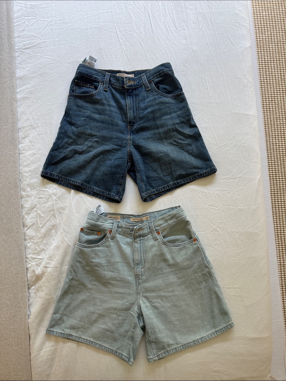 High-Waist Levi’s Shorts Duo — Dark Indigo & Light Wash